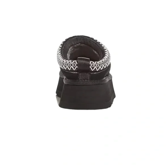 UGG Women's Tazz Platform black Slippers. ***PRICE IS FIRM **** - Picture 4 of 5